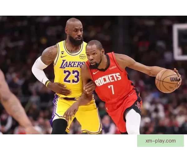 湖人豪取7连胜詹姆斯高效轰30分 多次炸扣激情庆祝完胜杜兰特